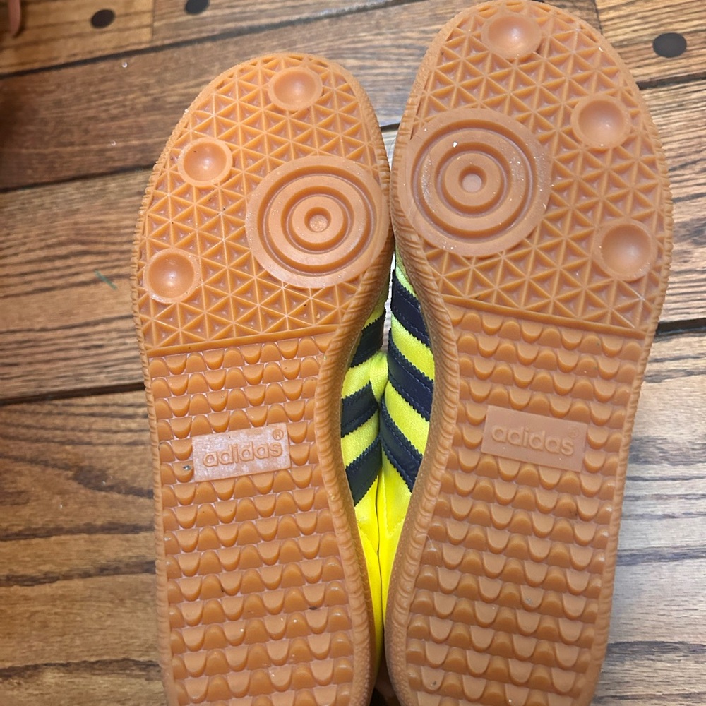Adidas Samba Yellow and Black Men's Sneakers - Picture 4 of 4